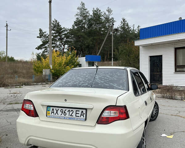 Деу Нексія 2012 у Червоноград на Automoto.ua Бежевий Деу Нексія, об'ємом двигуна 1.5 л та пробігом 119 тис. км за 2500 $, фото 7 на Automoto.ua