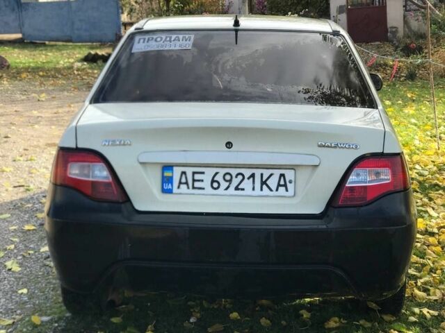 Бежевый Дэу Нексия, объемом двигателя 1.5 л и пробегом 80 тыс. км за 1499 $, фото 2 на Automoto.ua