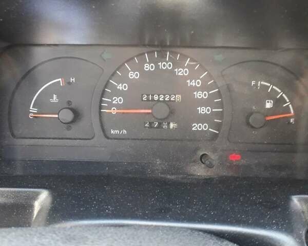 Чорний Деу Нексія, об'ємом двигуна 1.6 л та пробігом 217 тис. км за 1500 $, фото 5 на Automoto.ua