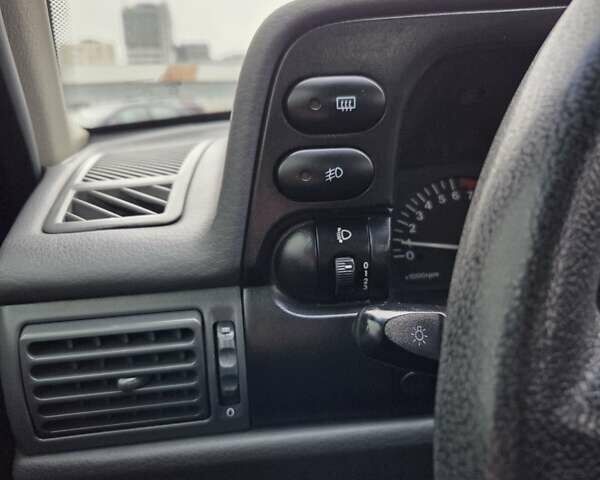 Черный Дэу Нексия, объемом двигателя 1.5 л и пробегом 141 тыс. км за 2800 $, фото 13 на Automoto.ua