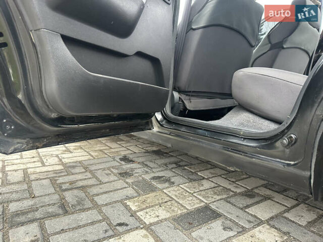 Чорний Деу Нексія, об'ємом двигуна 1.5 л та пробігом 260 тис. км за 2000 $, фото 13 на Automoto.ua