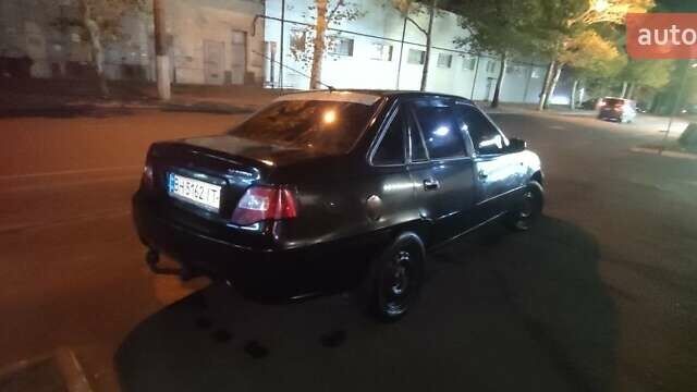 Чорний Деу Нексія, об'ємом двигуна 1.5 л та пробігом 220 тис. км за 1200 $, фото 5 на Automoto.ua