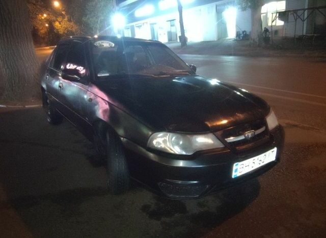 Чорний Деу Нексія, об'ємом двигуна 0 л та пробігом 220 тис. км за 1200 $, фото 4 на Automoto.ua