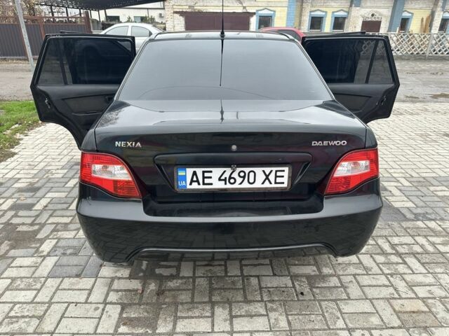 Черный Дэу Нексия, объемом двигателя 1.5 л и пробегом 3 тыс. км за 2200 $, фото 3 на Automoto.ua