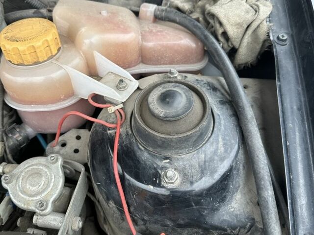 Черный Дэу Нексия, объемом двигателя 1.5 л и пробегом 3 тыс. км за 2200 $, фото 6 на Automoto.ua