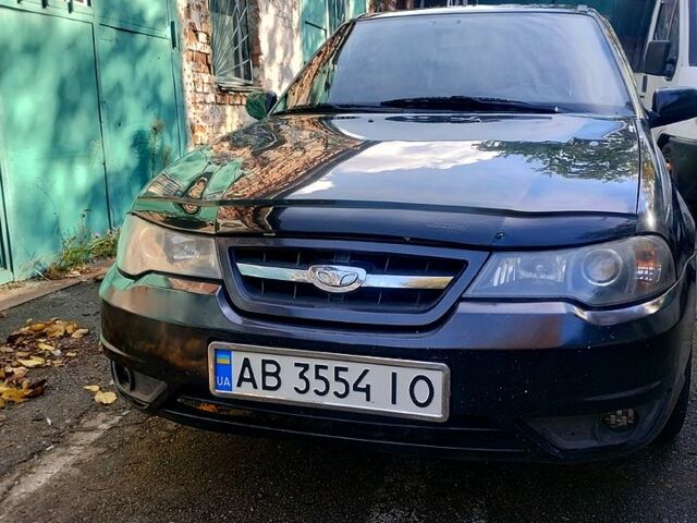 Чорний Деу Нексія, об'ємом двигуна 1.5 л та пробігом 102 тис. км за 2400 $, фото 1 на Automoto.ua