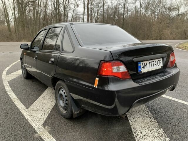 Чорний Деу Нексія, об'ємом двигуна 1.5 л та пробігом 300 тис. км за 2000 $, фото 9 на Automoto.ua