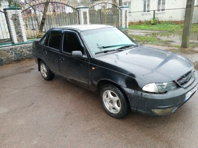 Чорний Деу Нексія, об'ємом двигуна 1.5 л та пробігом 334 тис. км за 1400 $, фото 2 на Automoto.ua