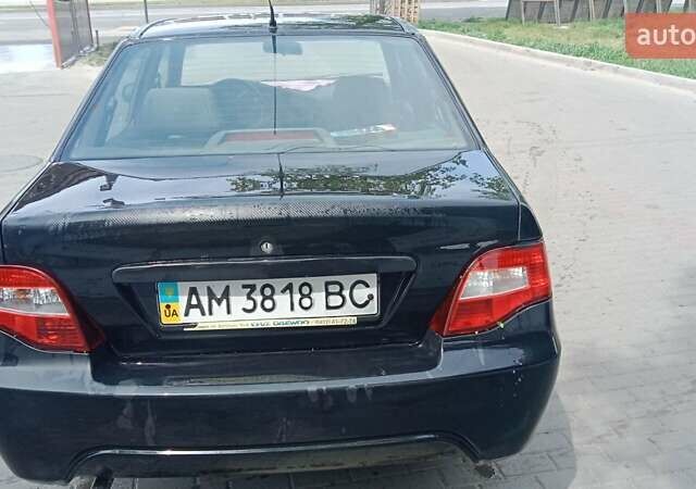 Чорний Деу Нексія, об'ємом двигуна 1.6 л та пробігом 400 тис. км за 2050 $, фото 3 на Automoto.ua