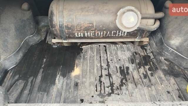 Чорний Деу Нексія, об'ємом двигуна 1.5 л та пробігом 160 тис. км за 3300 $, фото 12 на Automoto.ua