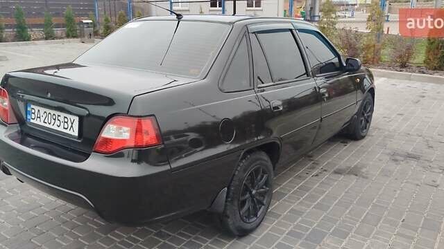 Чорний Деу Нексія, об'ємом двигуна 1.5 л та пробігом 160 тис. км за 3300 $, фото 6 на Automoto.ua