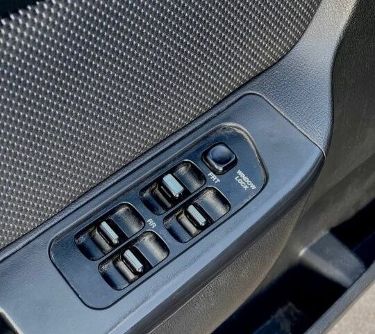 Деу Нексія 2011 у Вінниці на Automoto.ua Чорний Деу Нексія, об'ємом двигуна 1.6 л та пробігом 95 тис. км за 2200 $, фото 3 на Automoto.ua