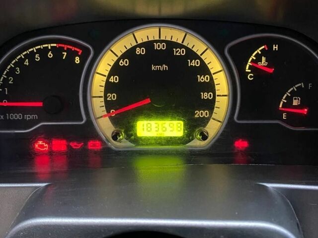 Черный Дэу Нексия, объемом двигателя 1.5 л и пробегом 184 тыс. км за 2350 $, фото 7 на Automoto.ua