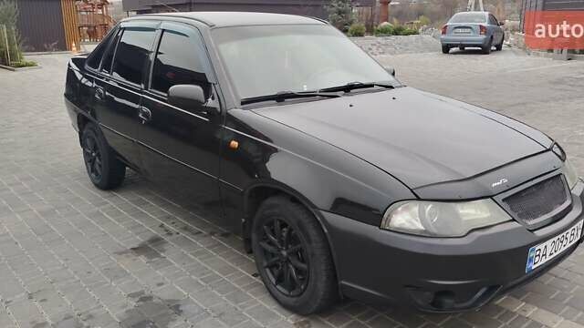 Чорний Деу Нексія, об'ємом двигуна 1.5 л та пробігом 160 тис. км за 3300 $, фото 2 на Automoto.ua