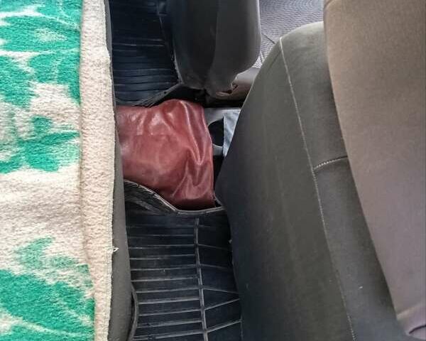 Чорний Деу Нексія, об'ємом двигуна 1.5 л та пробігом 240 тис. км за 950 $, фото 4 на Automoto.ua