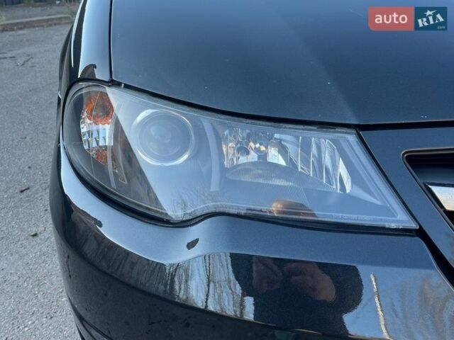 Черный Дэу Нексия, объемом двигателя 1.5 л и пробегом 63 тыс. км за 2800 $, фото 1 на Automoto.ua