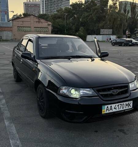 Черный Дэу Нексия, объемом двигателя 1.5 л и пробегом 147 тыс. км за 2500 $, фото 1 на Automoto.ua