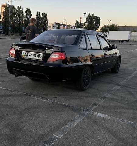 Черный Дэу Нексия, объемом двигателя 1.5 л и пробегом 147 тыс. км за 2500 $, фото 3 на Automoto.ua