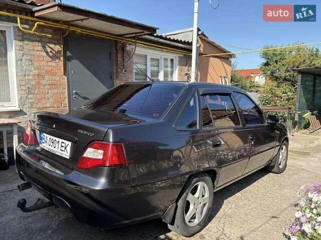 Черный Дэу Нексия, объемом двигателя 1.6 л и пробегом 92 тыс. км за 3700 $, фото 5 на Automoto.ua