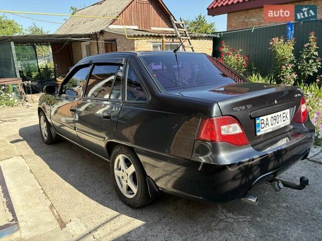 Черный Дэу Нексия, объемом двигателя 1.6 л и пробегом 92 тыс. км за 3700 $, фото 4 на Automoto.ua