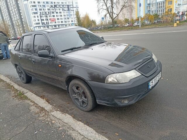 Чорний Деу Нексія, об'ємом двигуна 1.5 л та пробігом 212 тис. км за 2500 $, фото 1 на Automoto.ua