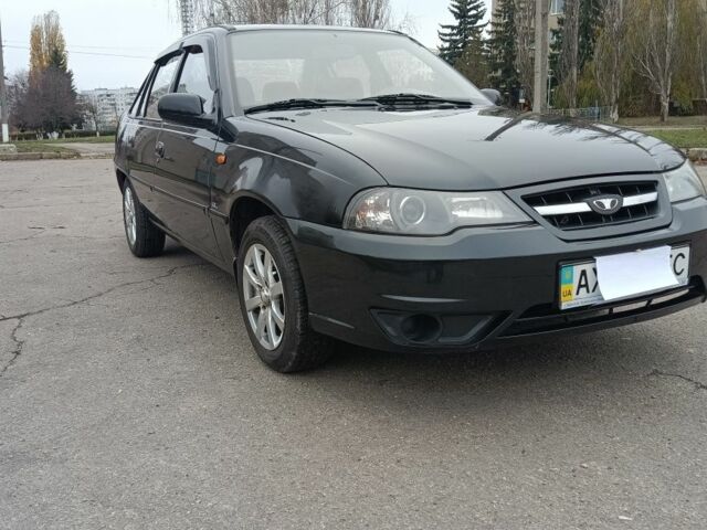 Черный Дэу Нексия, объемом двигателя 1 л и пробегом 66 тыс. км за 3500 $, фото 6 на Automoto.ua