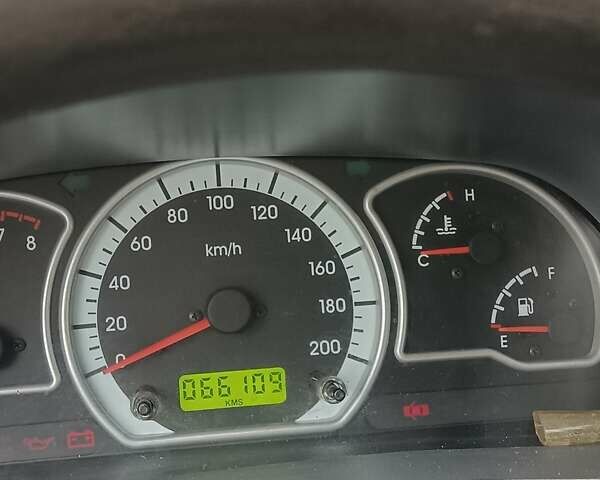 Черный Дэу Нексия, объемом двигателя 1.5 л и пробегом 66 тыс. км за 3500 $, фото 3 на Automoto.ua