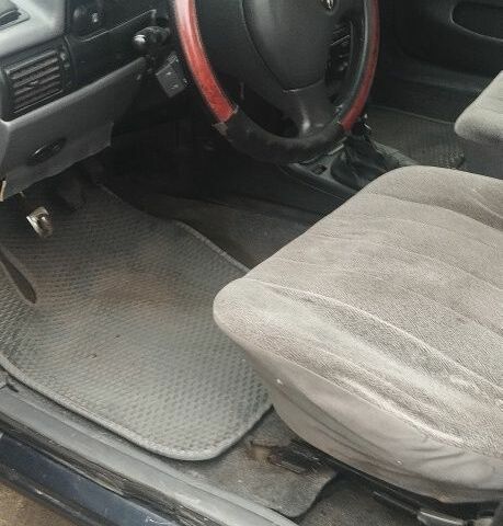 Фіолетовий Деу Нексія, об'ємом двигуна 1.5 л та пробігом 1 тис. км за 1500 $, фото 6 на Automoto.ua