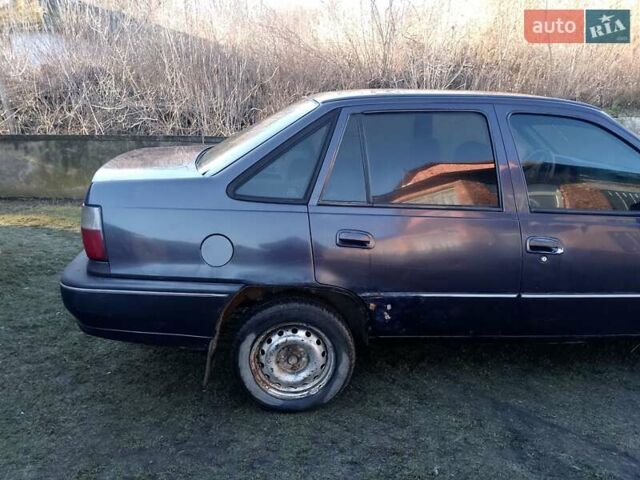 Фиолетовый Дэу Нексия, объемом двигателя 1.5 л и пробегом 140 тыс. км за 700 $, фото 4 на Automoto.ua