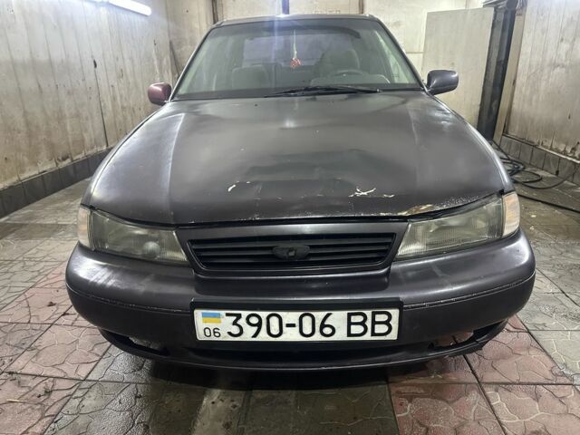 Фиолетовый Дэу Нексия, объемом двигателя 1.5 л и пробегом 100 тыс. км за 700 $, фото 6 на Automoto.ua