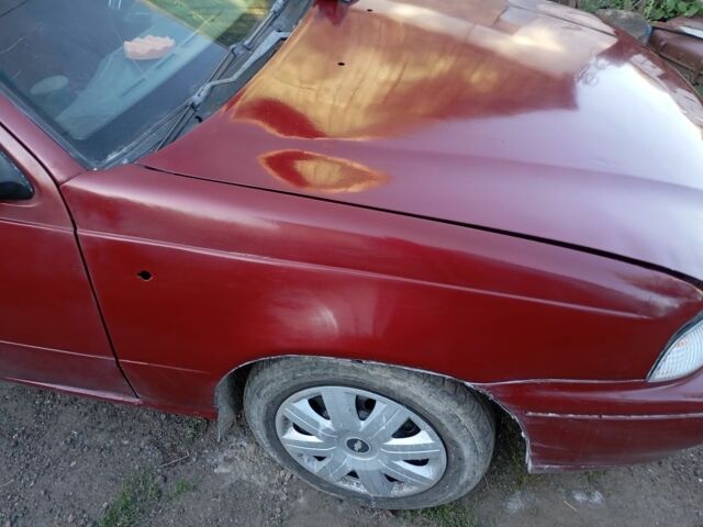 Деу Нексія 1996 у Житомирі на Automoto.ua Червоний Деу Нексія, об'ємом двигуна 1.5 л та пробігом 230 тис. км за 1100 $, фото 2 на Automoto.ua