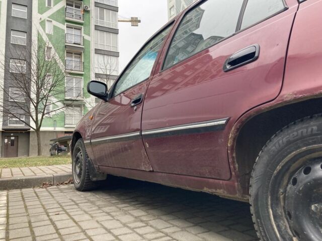 Червоний Деу Нексія, об'ємом двигуна 1.5 л та пробігом 3 тис. км за 1000 $, фото 13 на Automoto.ua