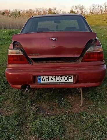 Красный Дэу Нексия, объемом двигателя 1.5 л и пробегом 1 тыс. км за 1150 $, фото 1 на Automoto.ua