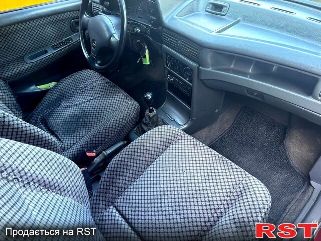 Червоний Деу Нексія, об'ємом двигуна 1.5 л та пробігом 210 тис. км за 1700 $, фото 2 на Automoto.ua