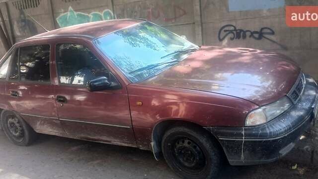 Красный Дэу Нексия, объемом двигателя 1.5 л и пробегом 120 тыс. км за 840 $, фото 3 на Automoto.ua
