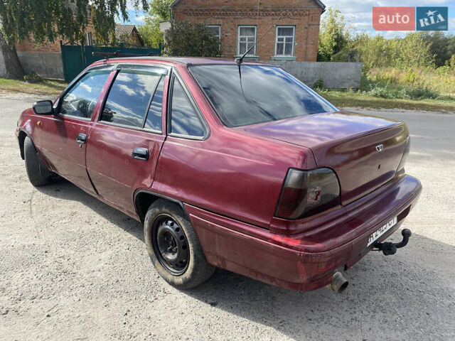 Червоний Деу Нексія, об'ємом двигуна 1.5 л та пробігом 250 тис. км за 850 $, фото 5 на Automoto.ua