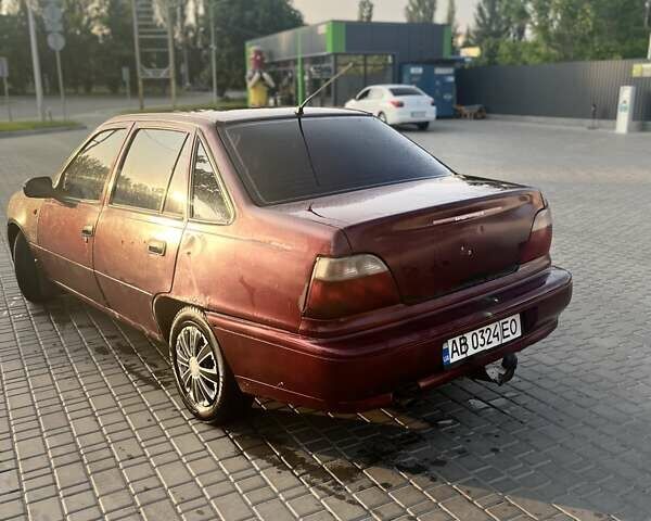 Красный Дэу Нексия, объемом двигателя 1.5 л и пробегом 300 тыс. км за 1350 $, фото 5 на Automoto.ua
