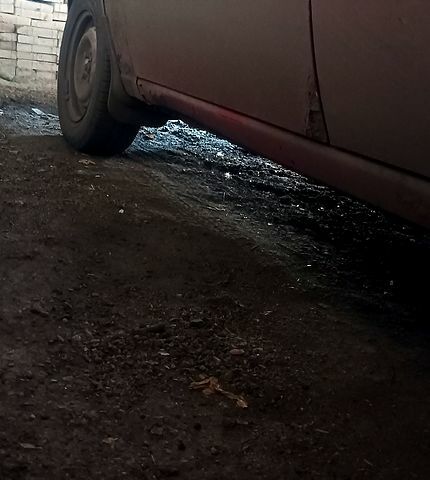 Червоний Деу Нексія, об'ємом двигуна 1.5 л та пробігом 186 тис. км за 830 $, фото 3 на Automoto.ua