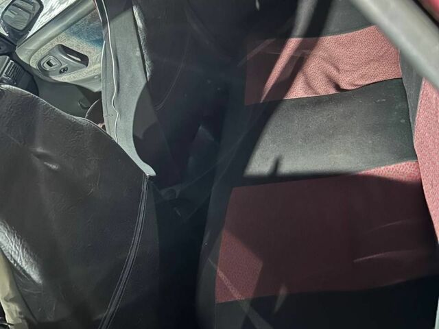 Красный Дэу Нексия, объемом двигателя 1.5 л и пробегом 150 тыс. км за 999 $, фото 6 на Automoto.ua