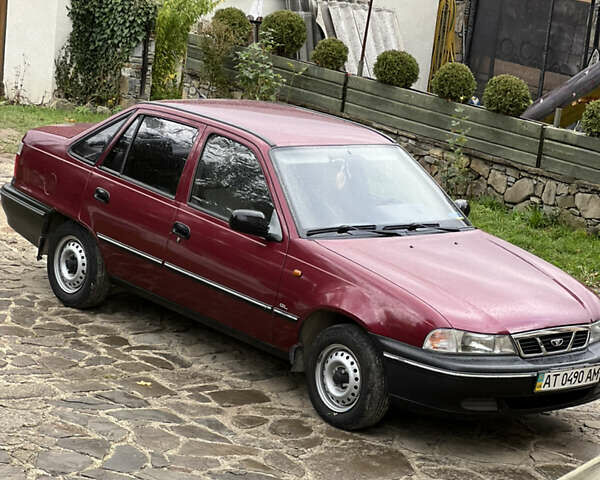 Дэу Нексия 2007 в Надворной на Automoto.ua Красный Дэу Нексия, объемом двигателя 1.5 л и пробегом 86 тыс. км за 1900 $, фото 2 на Automoto.ua