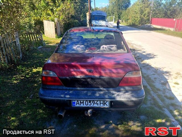 Красный Дэу Нексия, объемом двигателя 1.5 л и пробегом 190 тыс. км за 1600 $, фото 1 на Automoto.ua