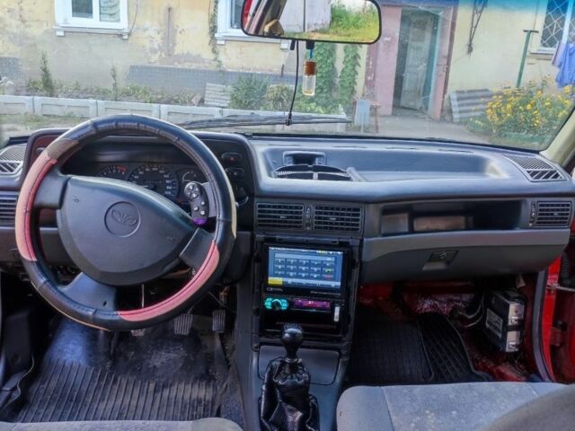 Красный Дэу Нексия, объемом двигателя 1.5 л и пробегом 265 тыс. км за 1500 $, фото 7 на Automoto.ua