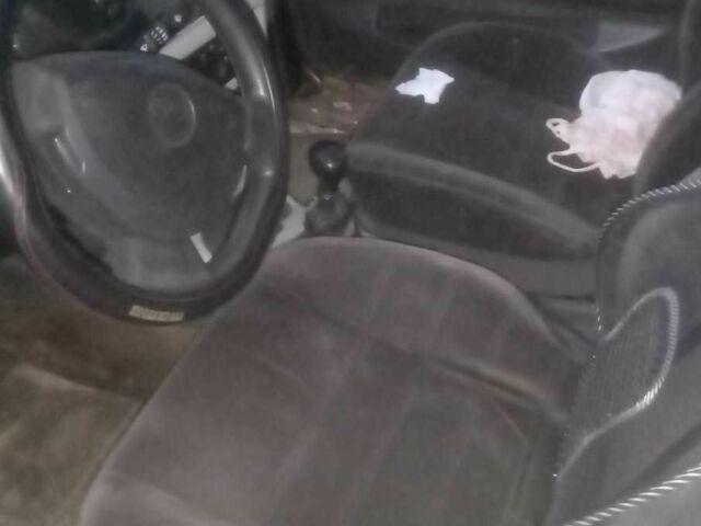 Красный Дэу Нексия, объемом двигателя 0 л и пробегом 504 тыс. км за 1100 $, фото 5 на Automoto.ua