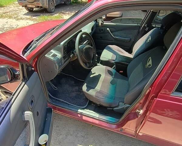 Красный Дэу Нексия, объемом двигателя 1.5 л и пробегом 202 тыс. км за 2500 $, фото 9 на Automoto.ua