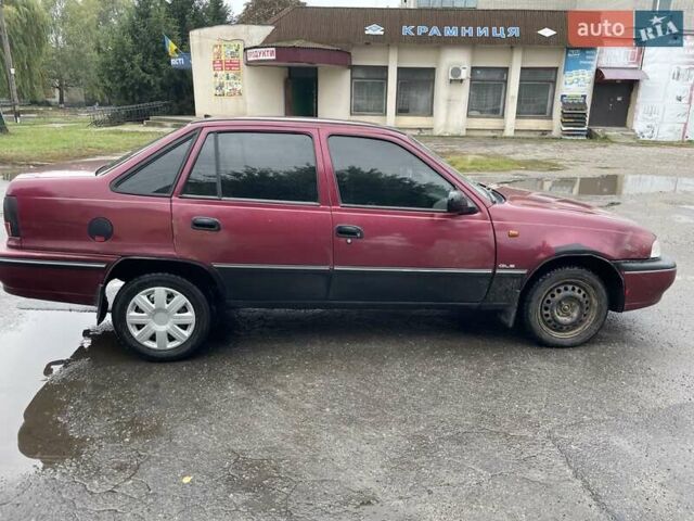 Красный Дэу Нексия, объемом двигателя 1.5 л и пробегом 270 тыс. км за 950 $, фото 5 на Automoto.ua