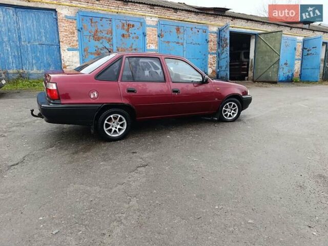 Красный Дэу Нексия, объемом двигателя 1.5 л и пробегом 290 тыс. км за 999 $, фото 5 на Automoto.ua