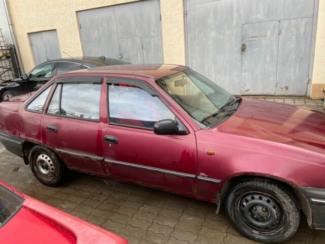 Красный Дэу Нексия, объемом двигателя 1.7 л и пробегом 3 тыс. км за 700 $, фото 2 на Automoto.ua