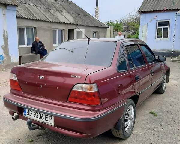 Червоний Деу Нексія, об'ємом двигуна 1.5 л та пробігом 91 тис. км за 1800 $, фото 3 на Automoto.ua
