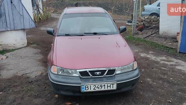 Красный Дэу Нексия, объемом двигателя 1.5 л и пробегом 90 тыс. км за 1200 $, фото 1 на Automoto.ua