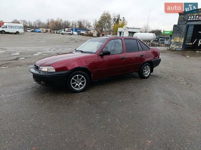 Красный Дэу Нексия, объемом двигателя 1.5 л и пробегом 290 тыс. км за 999 $, фото 4 на Automoto.ua